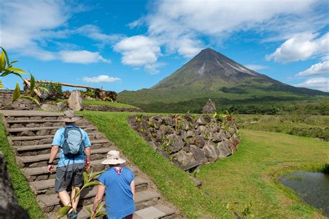 Arenal Volcano Activities