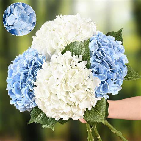 Artificial Hydrangea vs. Real Hydrangea Bouquets