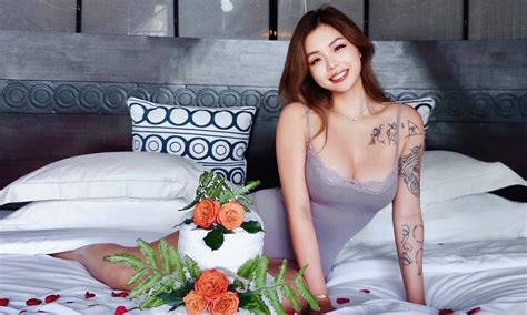 Asian Onlyfans Guide: Top Creators Revealed