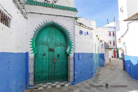 Asilah Medina exploring