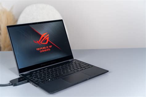 Asus ROG Flow X13 display