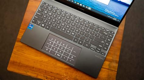 Asus ZenBook 13 NumberPad 2.0