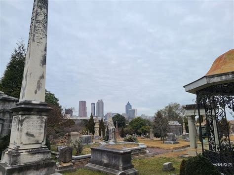 Atlanta Cemetery Tour