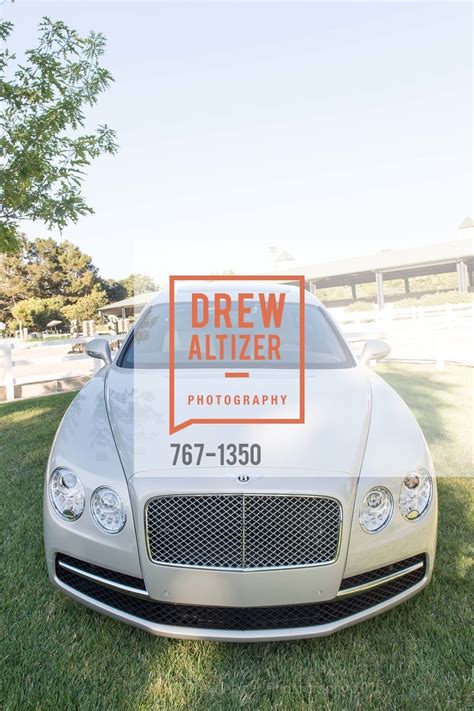 Atmosphere Dinner Show