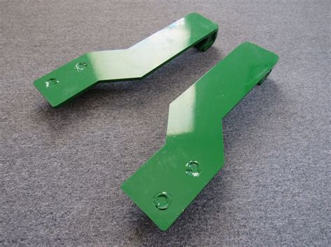 Attach the Mounting Brackets Image