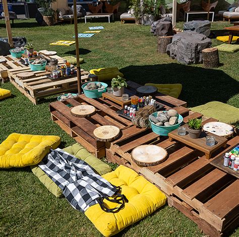 Attentive Service Picnic