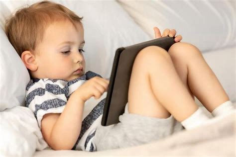 Atur Screen Time Anak: Tips Setelah Liburan