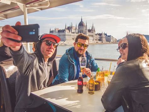 Audio Commentary Budapest Cruise