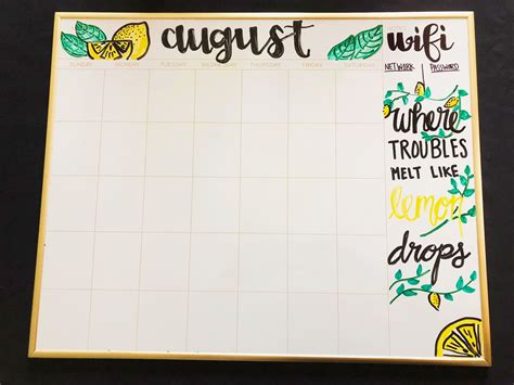 August Calendar Decorations