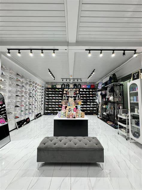 Authentic brands outlet