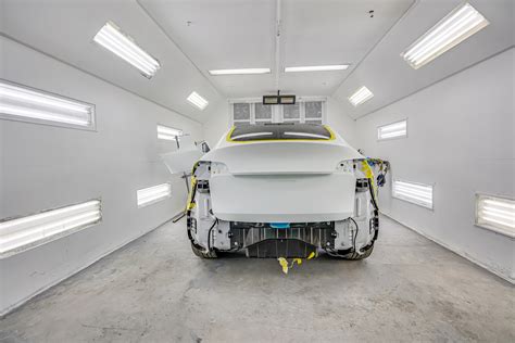 Auto Body Repair Environment Reseda