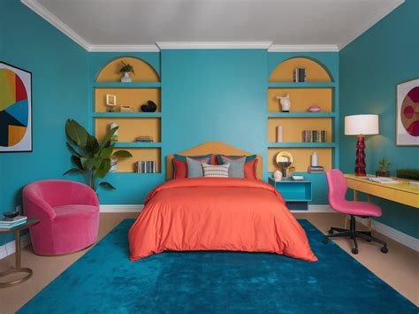 Avoid using bright tones in relaxing schemes
