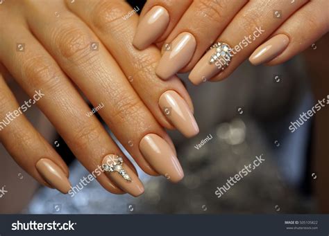 Awesome Nails Beautiful Clean Manicure