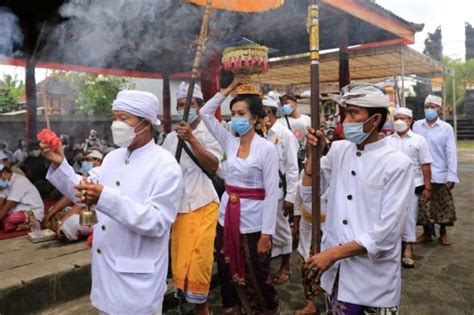 Awig-Awig Desa Adat Bali