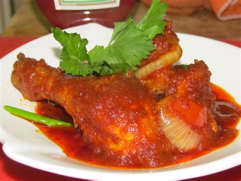 Ayam Merah Memasak