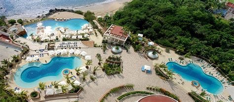 Azul Ixtapa Grand Resort