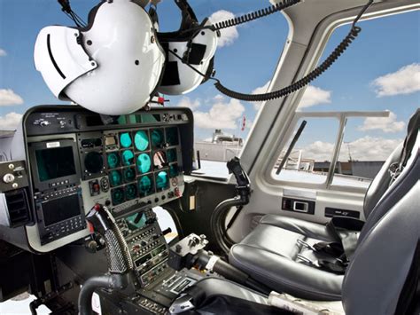 Explore the Cutting-Edge Cockpit of the BELL B-407: A Pilot's Dream