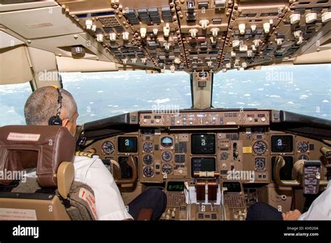 Explore Inside: An Immersive Look into the Boeing 767-300ER Cockpit