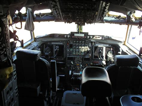 The Ultimate Guide to the BOEING RC-135 Cockpit for Aircraft Enthusiasts