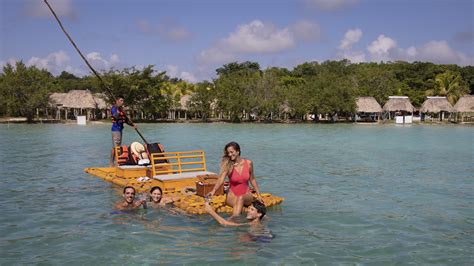 Bacalar Lagoon Lunch
