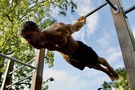 Back Lever