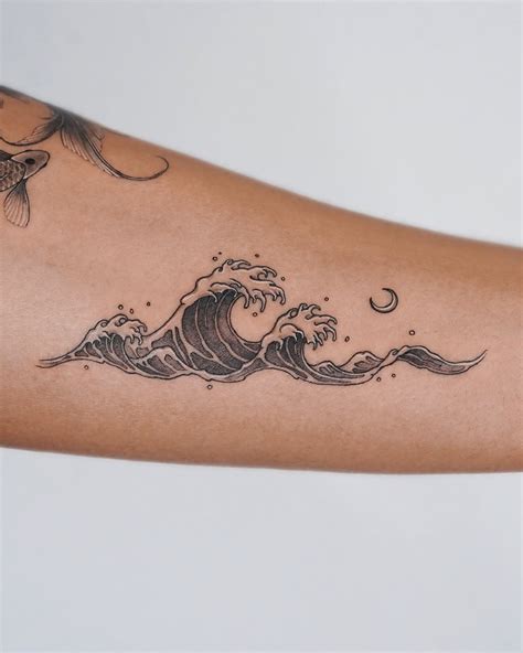 Back Wave Tattoo