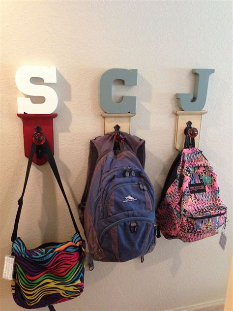 Backpack Organization Hallway: Tips And Ideas For An Organized Entryway