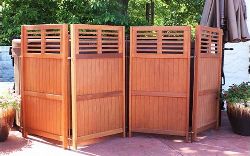 Backyard Privacy Fence Movable: The Pros And Cons