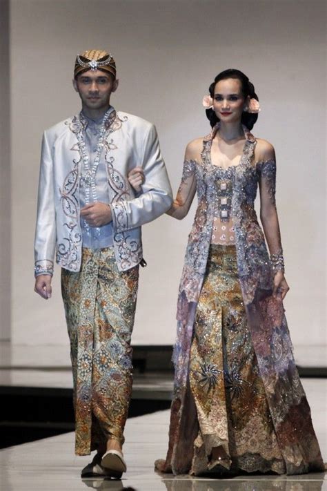 Baju Adat Sundanese Dress