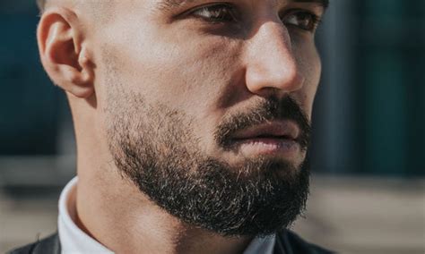 Balbo Beard Without Sideburns