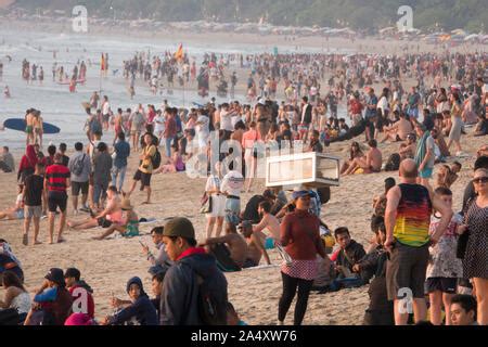 Bali Crowds