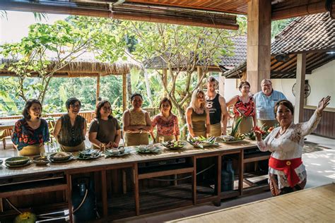 Balinese cooking class atmosphere