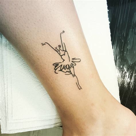 Pin by emily on tattoo2k19 Ballerina tattoo, Ballet