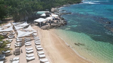 Bamboo Beach Club Atmosphere