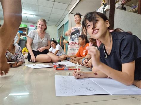 Bangkok Community Life