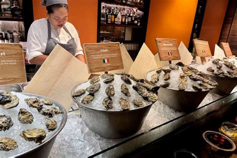 Bangkok dining comparison