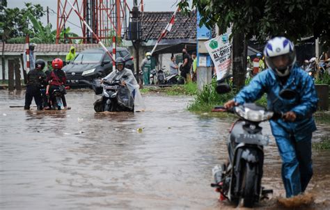 Banjir Surabaya