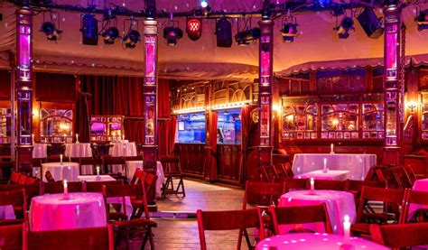 Bar Jeder Vernunft interior