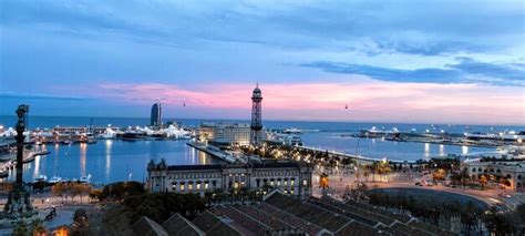 Barcelona Romantic Dinner Cruise & Cabin Stay: Detailed Review