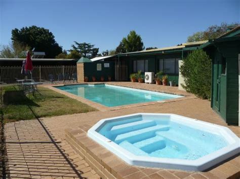 Barossa Motor Lodge Pool