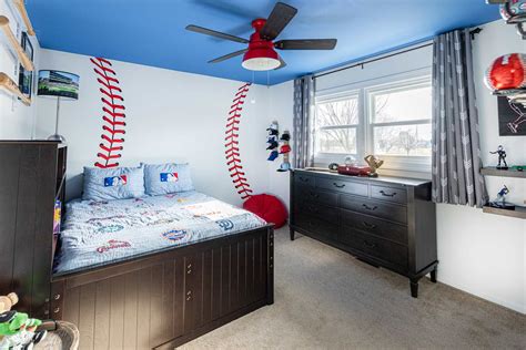 Grand Slam Bedroom: The Ultimate Baseball Decorating Ideas for Sports Fans