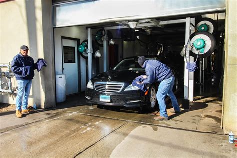Basic Wash at Fred's Car Wash Danbury CT