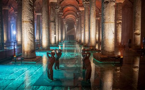 Basilica Cistern queue