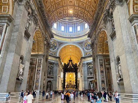Basilica Tour Guide