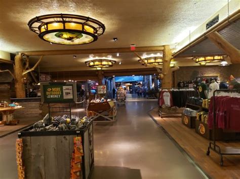 Bass Pro Shop Catalog Outlet Store