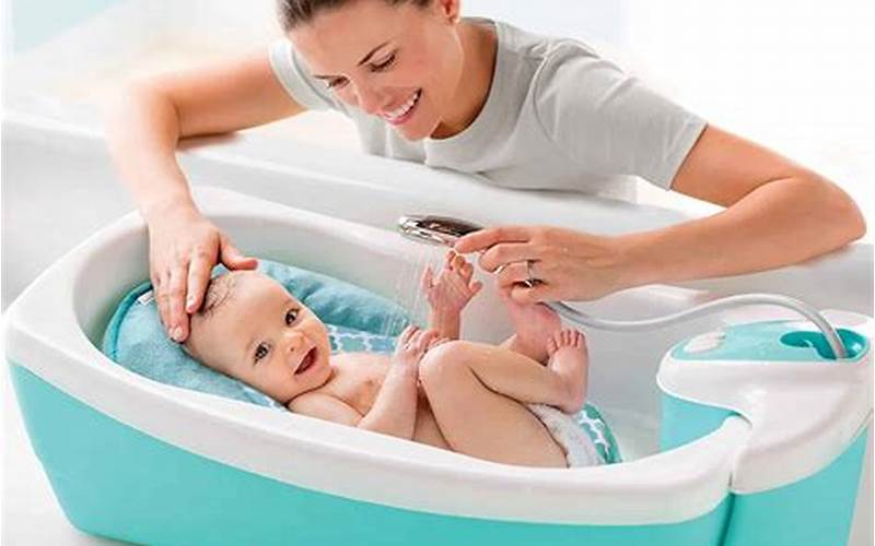 Bath Tub For A Newborn Baby