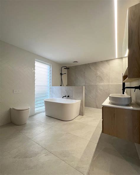 Bathroom Tile To Ceiling