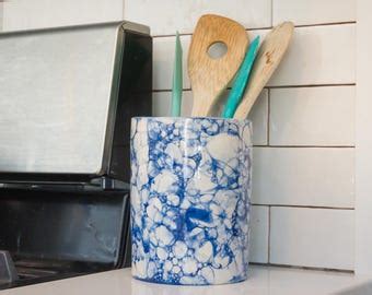 Upgrade Your Kitchen with a Beach-Inspired Utensil Holder