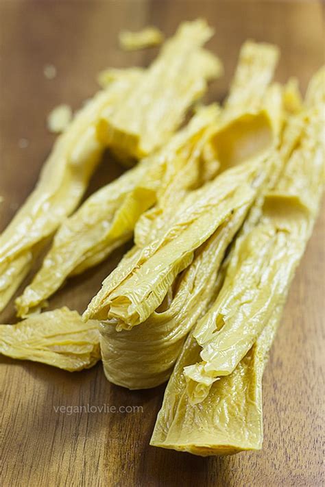 Crispy and Satisfying: Discover the Ultimate Bean Curd Skin Recipe for Your Next Meal!