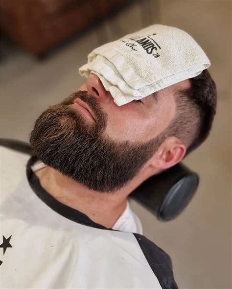 Beard Neckline Styles